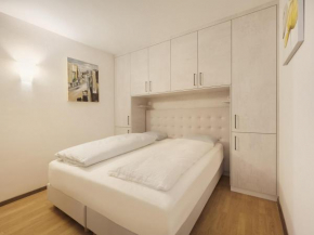 Central Studio with free parking Merano